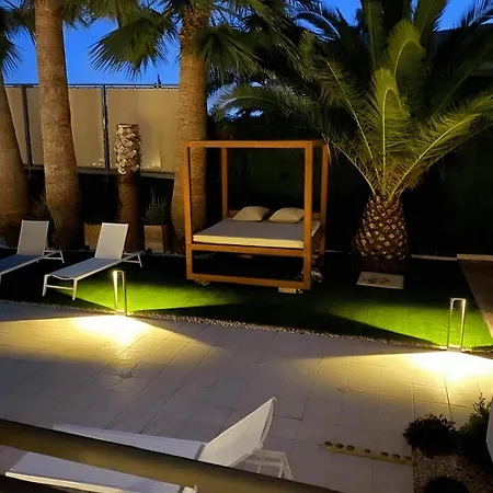 Villa Magnificent With Private Pool -golf Bonalba! *