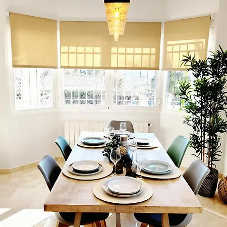 Villa Magnificent With Private Pool -golf Bonalba! *