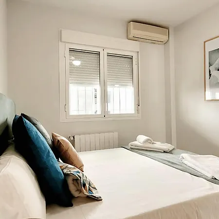 Villa Magnificent With Private Pool -golf Bonalba! *