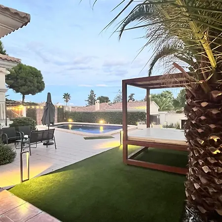 Magnificent With Private Pool -golf Bonalba! Villa Mutxamel